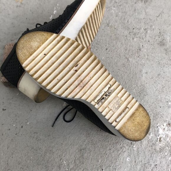 Prune Platforms  - Picture 6 of 8